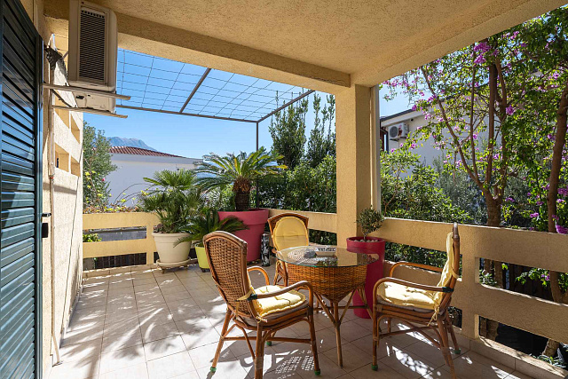 Villa with 3 Separate Apartments – Ideal Investment Opportunity for a Mini-Hotel — photo 35